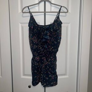 Dark Blue Floral/Butterfly Pattern Romper - Size Small